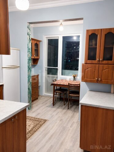 Продаётся 2-комн. вторичка 60 м², м. Ази Асланов, photo 3 from 7