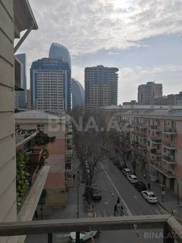 Satılır 2 otaqlı köhnə tikili 50 m², 28 May m., photo 21 from 22
