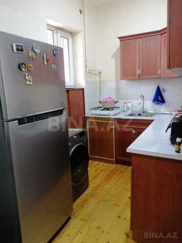 Satılır 2 otaqlı köhnə tikili 50 m², 28 May m., photo 16 from 22