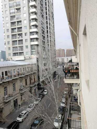 Satılır 2 otaqlı köhnə tikili 50 m², 28 May m., photo 7 from 22