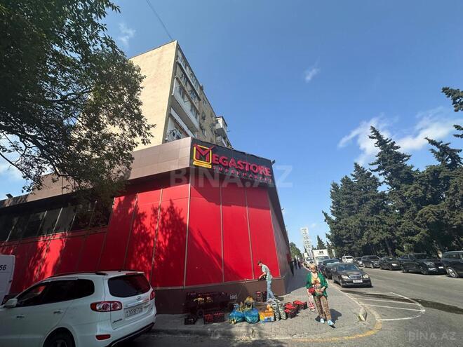 Продаётся 2-комн. вторичка 58 м², м. Нефтчиляр, photo 1 from 16