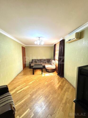 Сдаётся 2-комн. вторичка 60 м², м. Иншаатчылар, photo 3 from 17