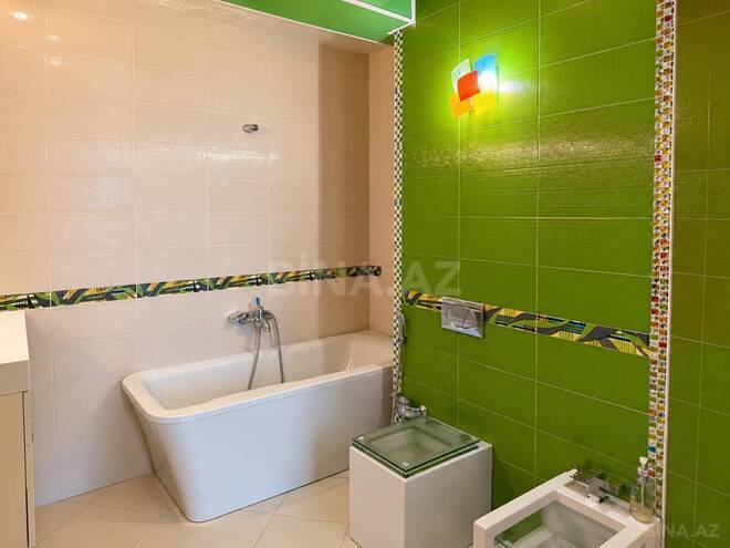 Satılır 3 otaqlı yeni tikili 190 m², 28 May m., photo 12 from 15