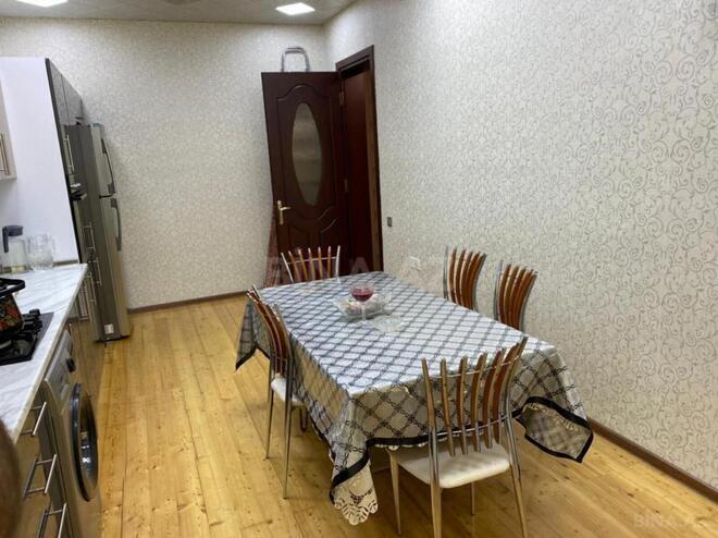 Продаётся 5-комн. дом/дача 240 м², м. Кара Караев, photo 7 from 18