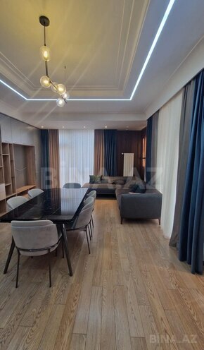 İcarəyə verilir 3 otaqlı yeni tikili 110 m², 28 May m., photo 3 from 11