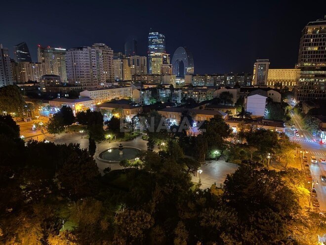 İcarəyə verilir 3 otaqlı yeni tikili 135 m², 28 May m., photo 16 from 30