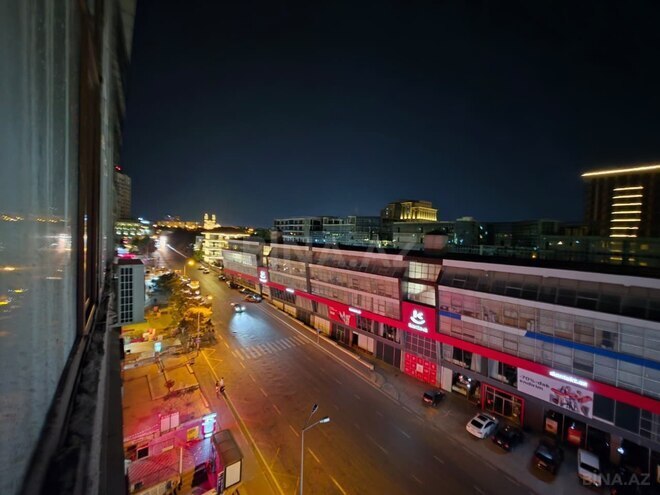 Satılır 3 otaqlı köhnə tikili 90 m², Azadlıq Prospekti m., photo 1 from 17