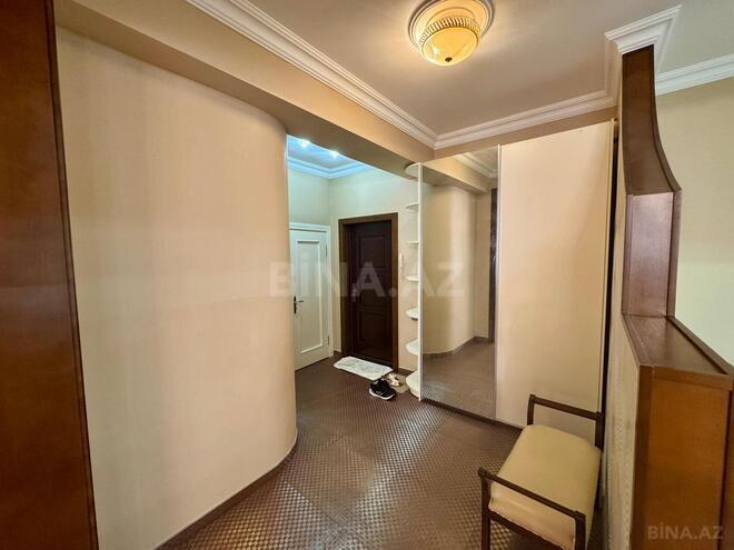İcarəyə verilir 3 otaqlı yeni tikili 130 m², 28 May m., photo 14 from 18