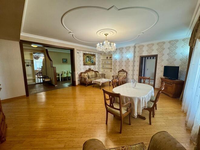 İcarəyə verilir 3 otaqlı yeni tikili 130 m², 28 May m., photo 8 from 18