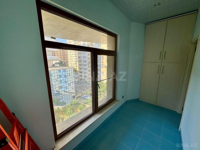İcarəyə verilir 3 otaqlı yeni tikili 130 m², 28 May m., photo 16 from 18