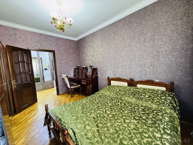 Satılır 4 otaqlı köhnə tikili 115 m², Azadlıq Prospekti m., photo 15 from 29