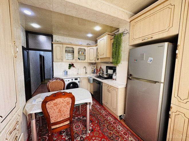 Satılır 4 otaqlı köhnə tikili 115 m², Azadlıq Prospekti m., photo 24 from 29