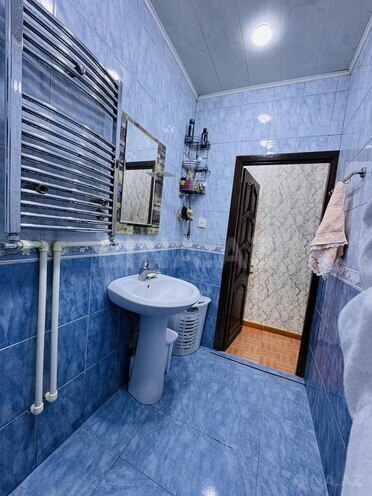 Satılır 4 otaqlı köhnə tikili 115 m², Azadlıq Prospekti m., photo 27 from 29