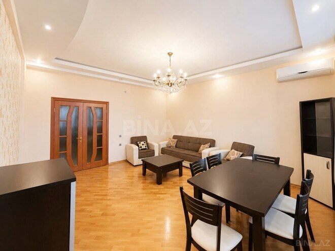 İcarəyə verilir 3 otaqlı yeni tikili 145 m², Elmlər Akademiyası m., photo 3 from 12