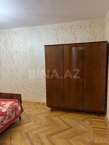 Продаётся 3-комн. вторичка 63 м², м. Кара Караев, photo 6 from 12
