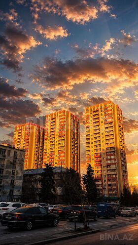 Продаётся 3-комн. вторичка 60 м², м. Иншаатчылар, photo 1 from 12