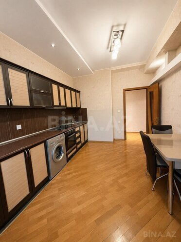 Сдаётся 2-комн. новостройка 88 м², м. Иншаатчылар, photo 6 from 9