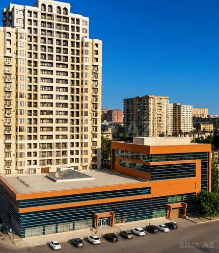 Сдаётся 2-комн. новостройка 88 м², м. Иншаатчылар, photo 1 from 9