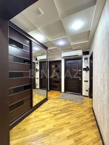 Продаётся 4-комн. вторичка 100 м², м. Ази Асланов, photo 9 from 16