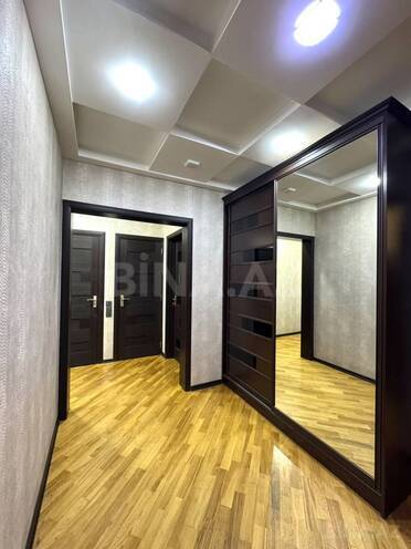 Продаётся 4-комн. вторичка 100 м², м. Ази Асланов, photo 10 from 16