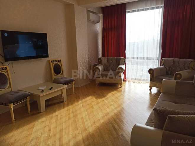 Сдаётся 3-комн. новостройка 120 м², Насиминский  р., photo 3 from 19