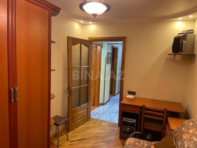 Сдаётся 3-комн. вторичка 90 м², м. Низами, photo 11 from 12