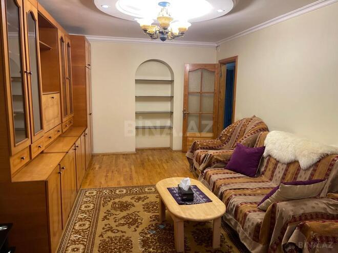 Сдаётся 3-комн. вторичка 90 м², м. Низами, photo 7 from 12