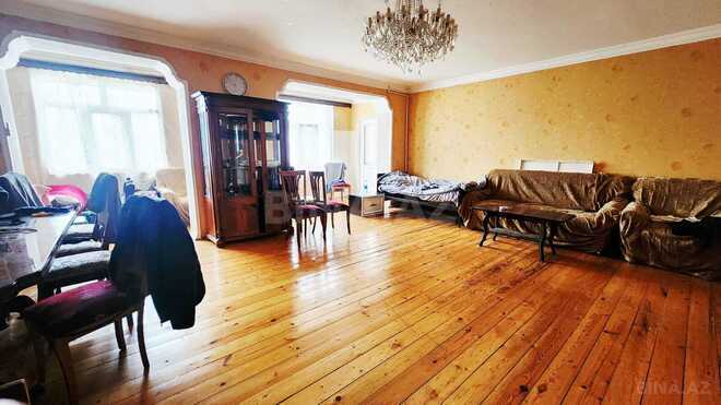 Продаётся 4-комн. вторичка 110 м², м. Халглар Достлугу, photo 1 from 10