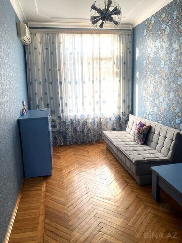 Продаётся 3-комн. вторичка 75 м², м. 28 мая, photo 12 from 16