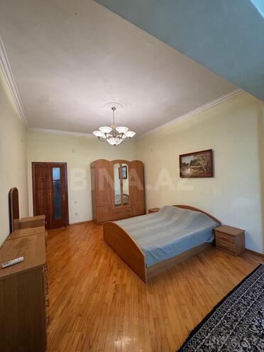 Сдаётся 3-комн. новостройка 120 м², м. Низами, photo 9 from 24