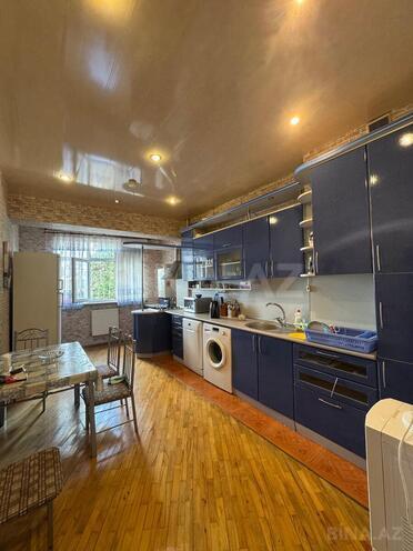 Сдаётся 3-комн. новостройка 120 м², м. Низами, photo 1 from 24
