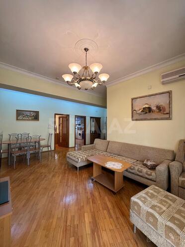 Сдаётся 3-комн. новостройка 120 м², м. Низами, photo 14 from 24