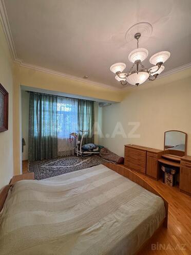 Сдаётся 3-комн. новостройка 120 м², м. Низами, photo 11 from 24