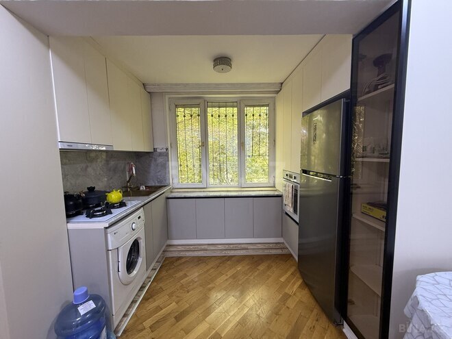 Satılır 3 otaqlı köhnə tikili 50 m², Xalqlar Dostluğu m., photo 10 from 20