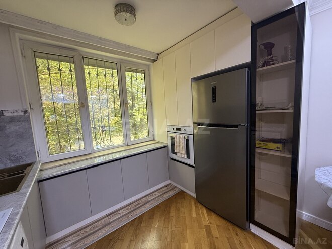 Satılır 3 otaqlı köhnə tikili 50 m², Xalqlar Dostluğu m., photo 11 from 20