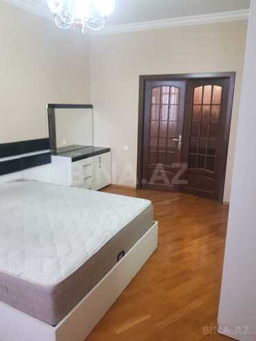 Сдаётся 3-комн. вторичка 80 м², Хатаинский р., photo 6 from 16
