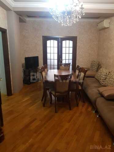 Сдаётся 3-комн. вторичка 80 м², Хатаинский р., photo 1 from 16
