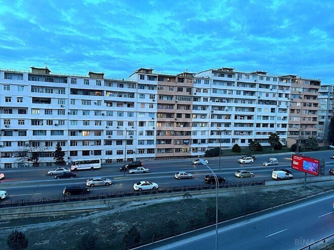 Satılır 2 otaqlı köhnə tikili 45 m², Qara Qarayev m., photo 3 from 14
