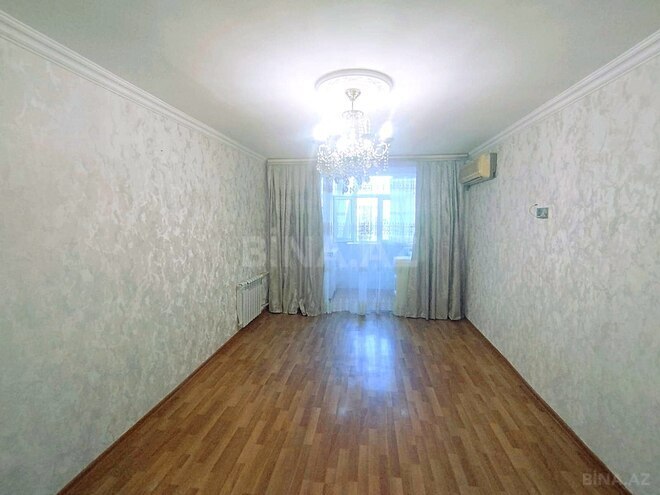 Satılır 2 otaqlı köhnə tikili 35 m², Qara Qarayev m., photo 4 from 19