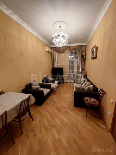 Сдаётся 2-комн. новостройка 70 м², м. Низами, photo 4 from 9