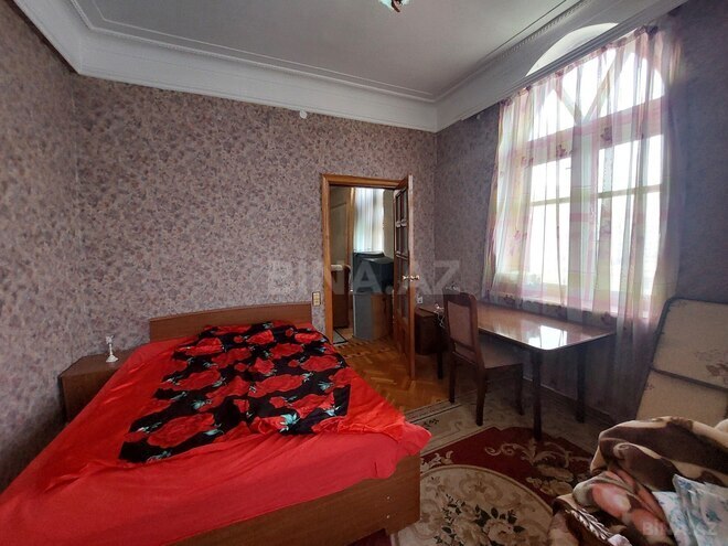 Продаётся 2-комн. вторичка 65 м², Насиминский  р., photo 9 from 17