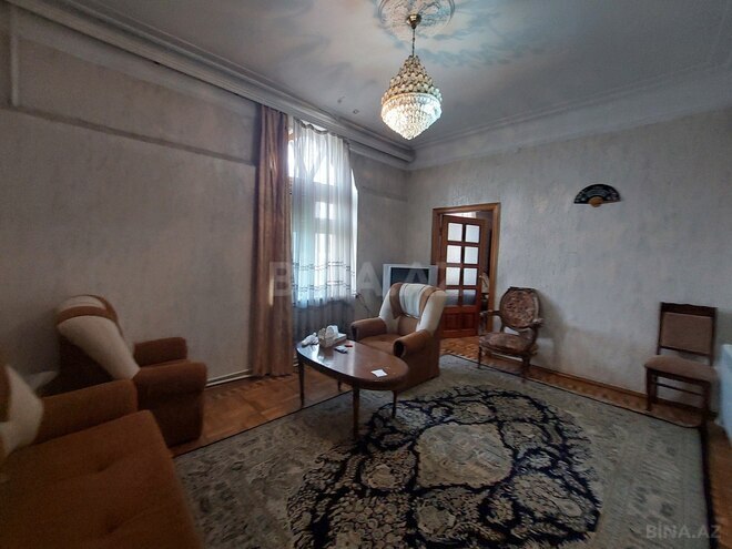 Продаётся 2-комн. вторичка 65 м², Насиминский  р., photo 8 from 17