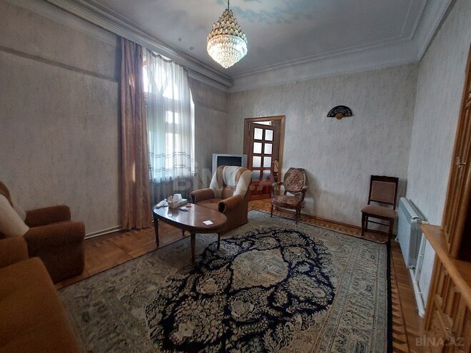Продаётся 2-комн. вторичка 65 м², Насиминский  р., photo 6 from 17
