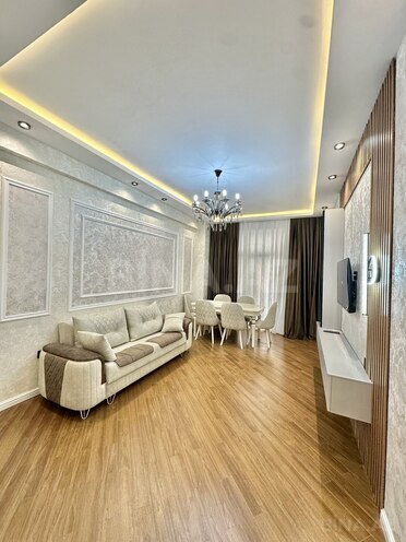 Продаётся 2-комн. новостройка 60 м², м. 8 ноября, photo 1 from 16