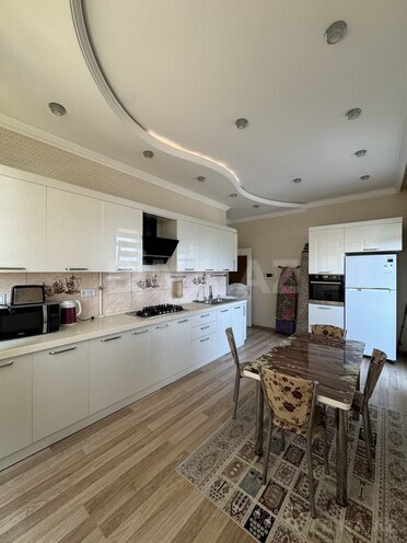 İcarəyə verilir 2 otaqlı yeni tikili 110 m², 28 May m., photo 13 from 25