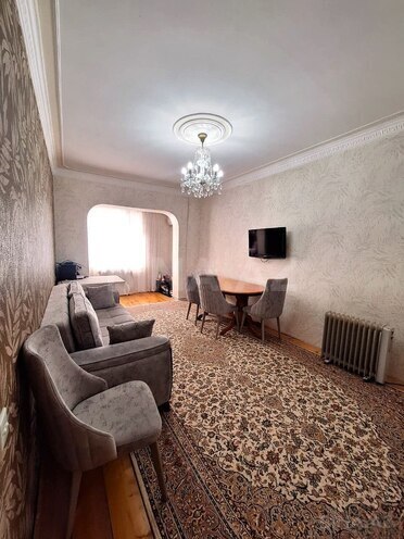 Satılır 3 otaqlı köhnə tikili 80 m², Xətai r., photo 1 from 8