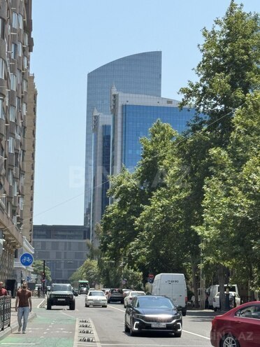 İcarəyə verilir 2 otaqlı yeni tikili 110 m², 28 May m., photo 24 from 28