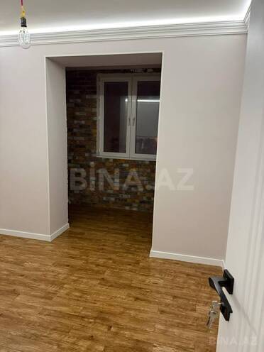 Satılır 4 otaqlı köhnə tikili 130 m², Xalqlar Dostluğu m., photo 10 from 15