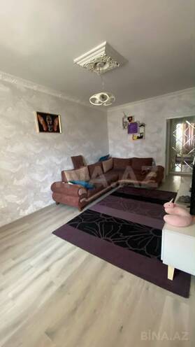 Продаётся 3-комн. вторичка 62 м², Хатаинский р., photo 1 from 16