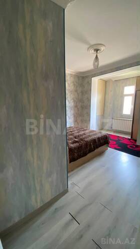 Продаётся 3-комн. вторичка 62 м², Хатаинский р., photo 8 from 16